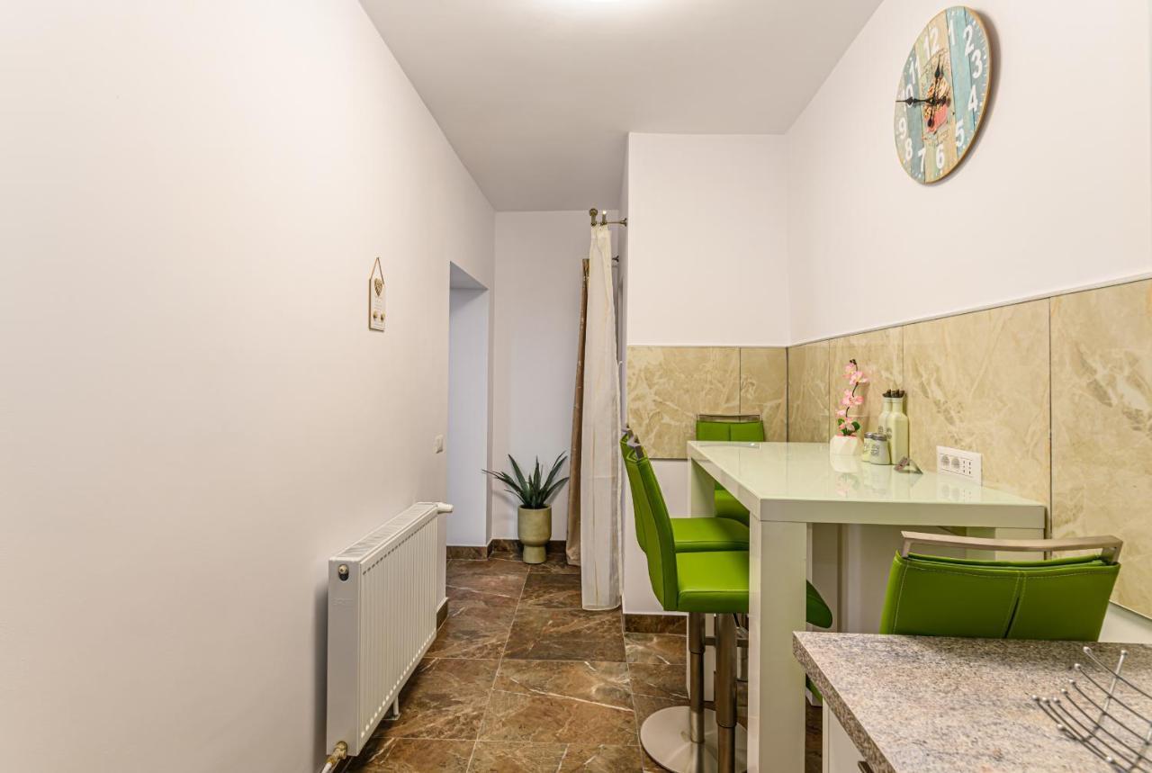 Casa Aurora Apartment 2 Braşov Exterior foto